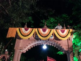Entrance Decoration Toran with Zendu Pala Shewanti Auster