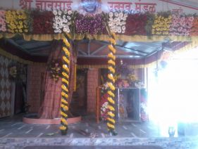 Temple Decoration with aurket gerbera zendu ladi